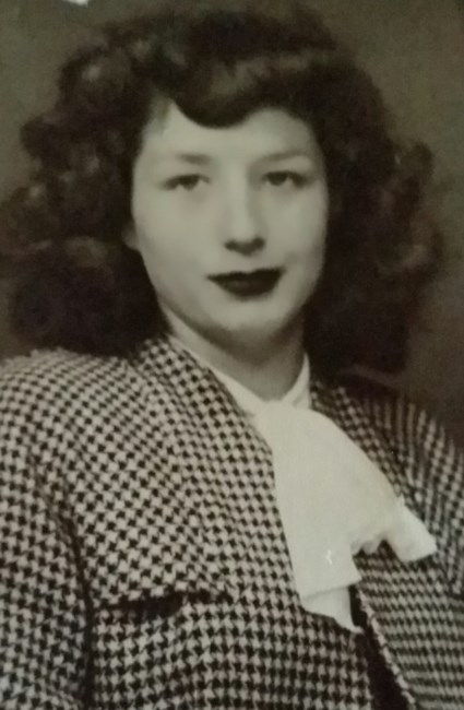 Obituario de Mary Josephine Ella McFadden