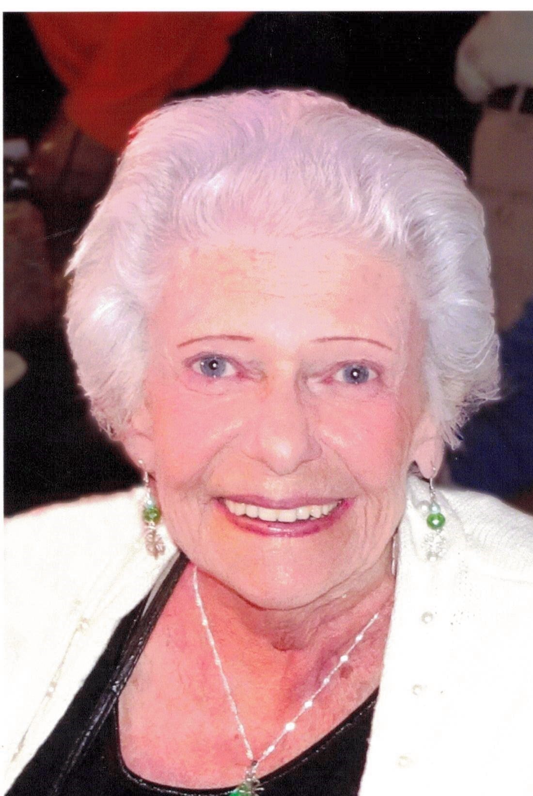 Obituary of Joan Margaret Cross