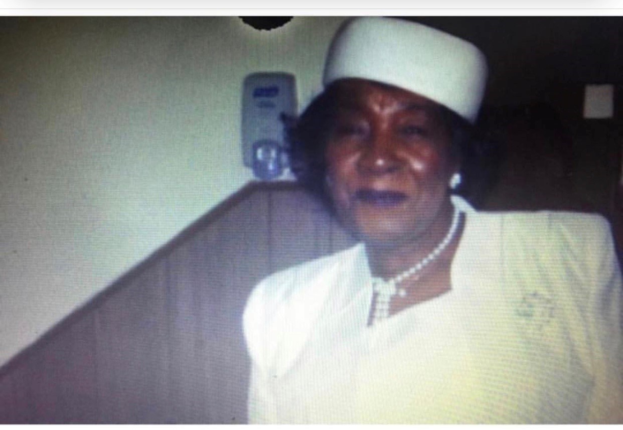 Obituary of Evelynlena White