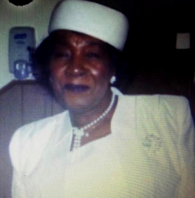 Obituary of Evelynlena White