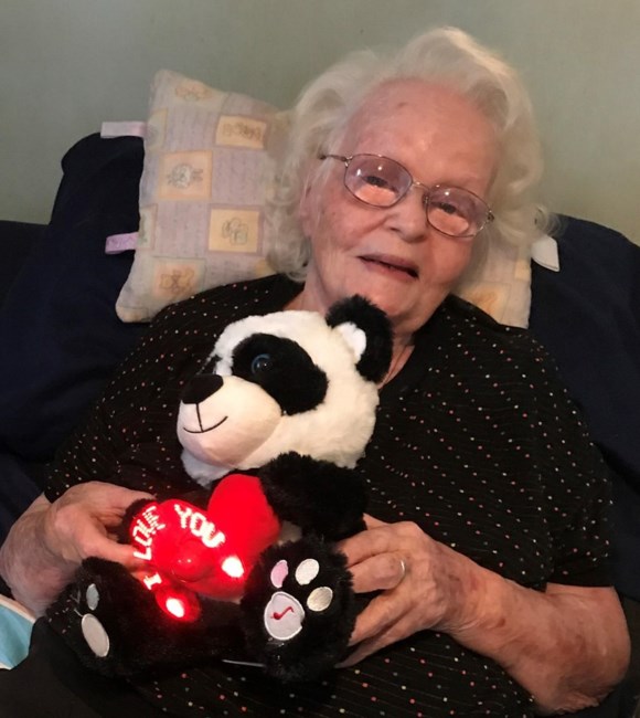 Obituario de Ellen F. Love