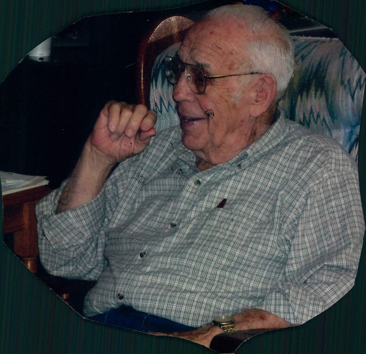 Obituario de Roy Wesley Armstrong Jr.