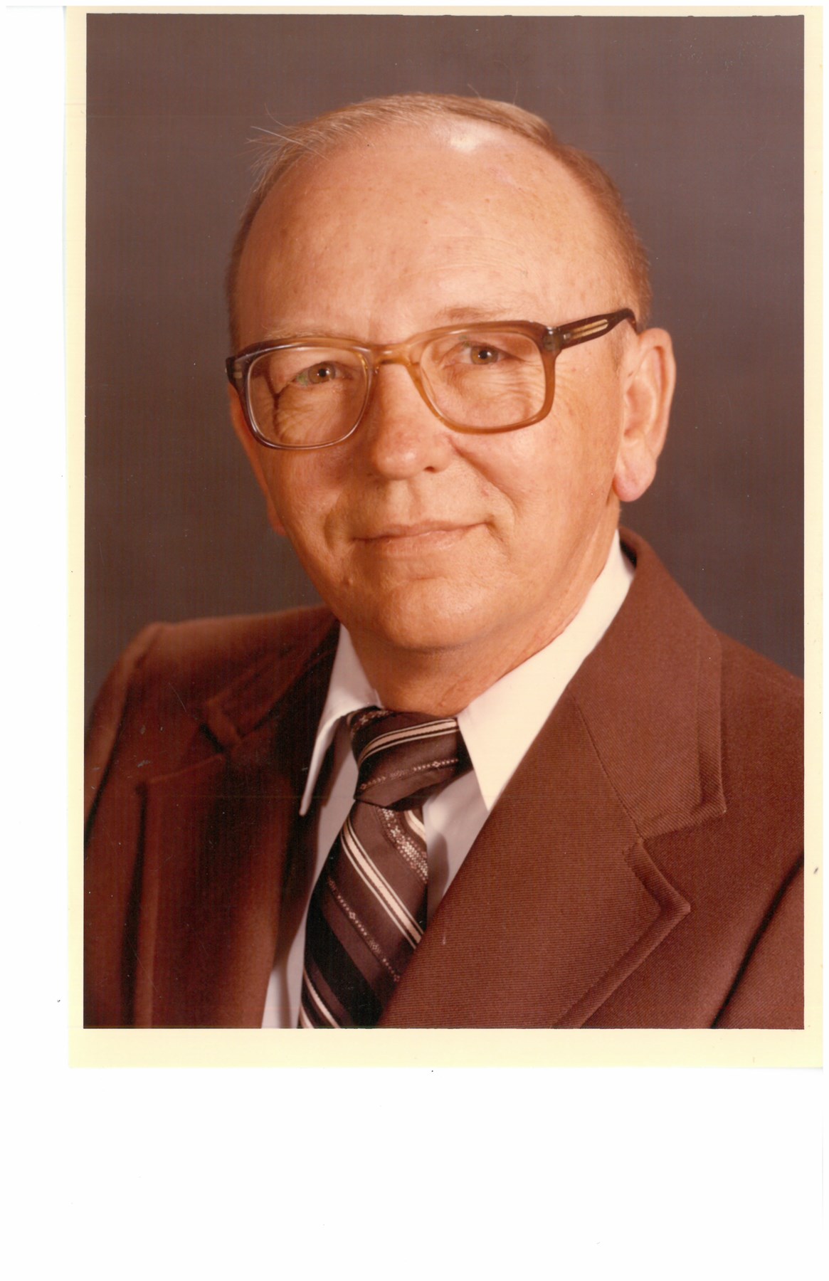 Obituary of Arthur George Locker