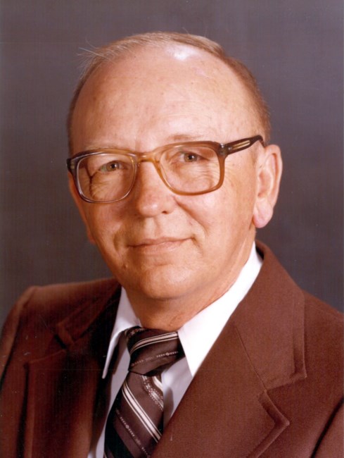 Obituary of Arthur George Locker