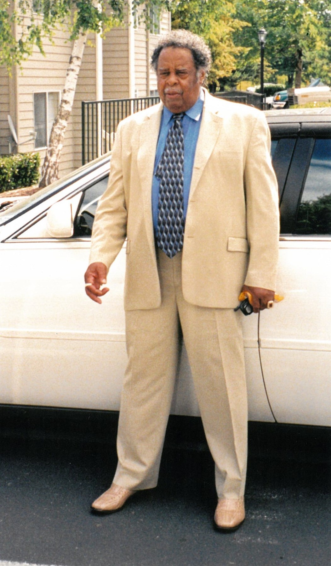 Obituary of Harold Leon Oliver