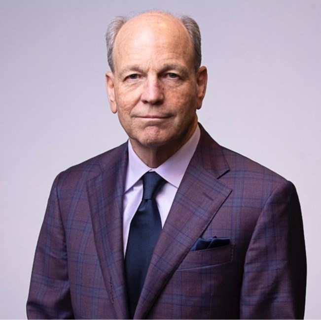 Avis de décès de James E Vann