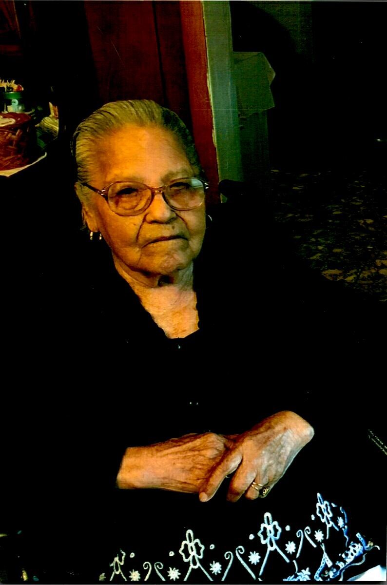 Obituary of Lucinda Delgado Robles