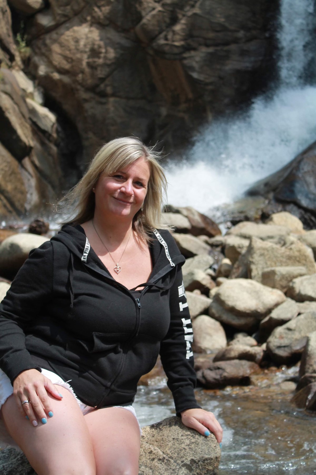 Obituary of Heather Anne Dickinson