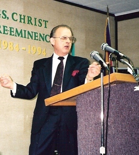 Obituary of Dr. Wray Stone