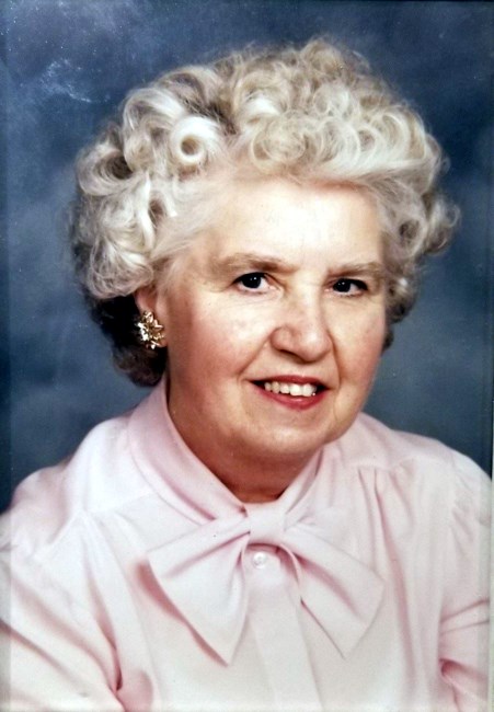 Obituario de Doris May Bussey