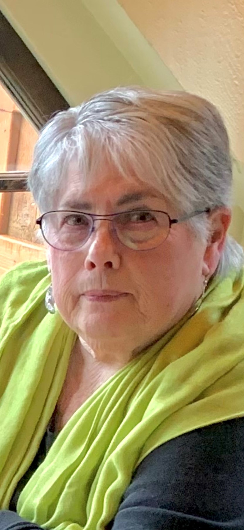 Obituary of Laurie Edwards Roscoe