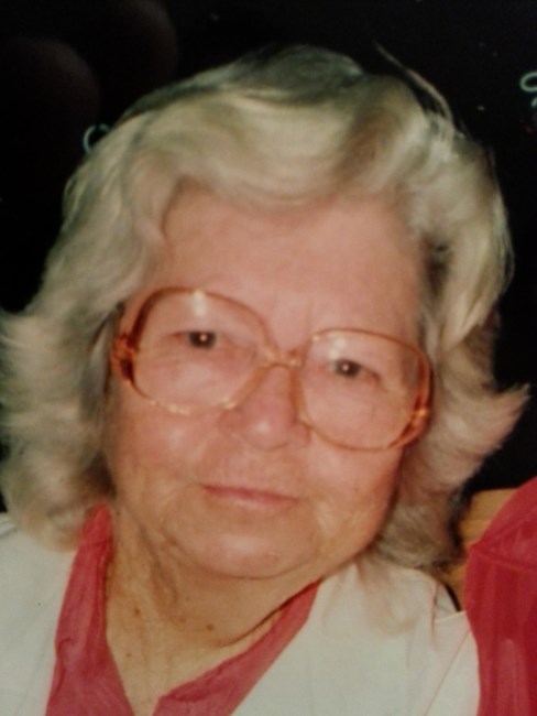 Obituary of Maxine C Hurst