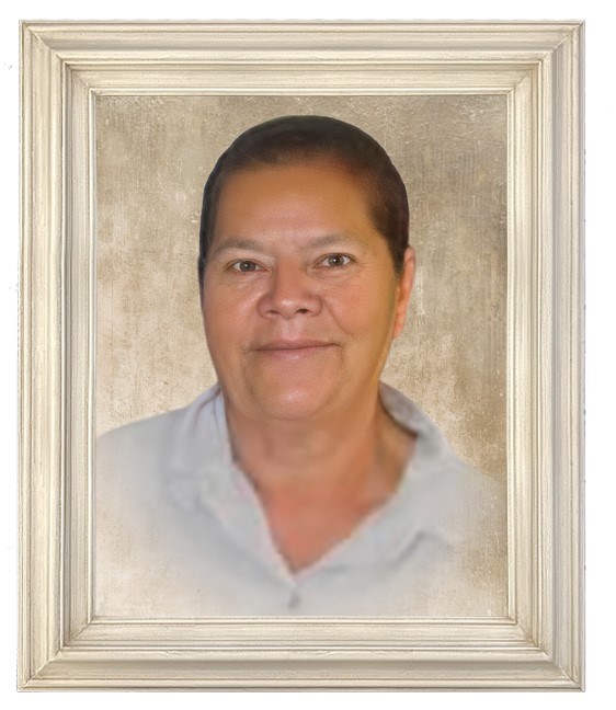 Obituario de Esther Hernandez de Castro