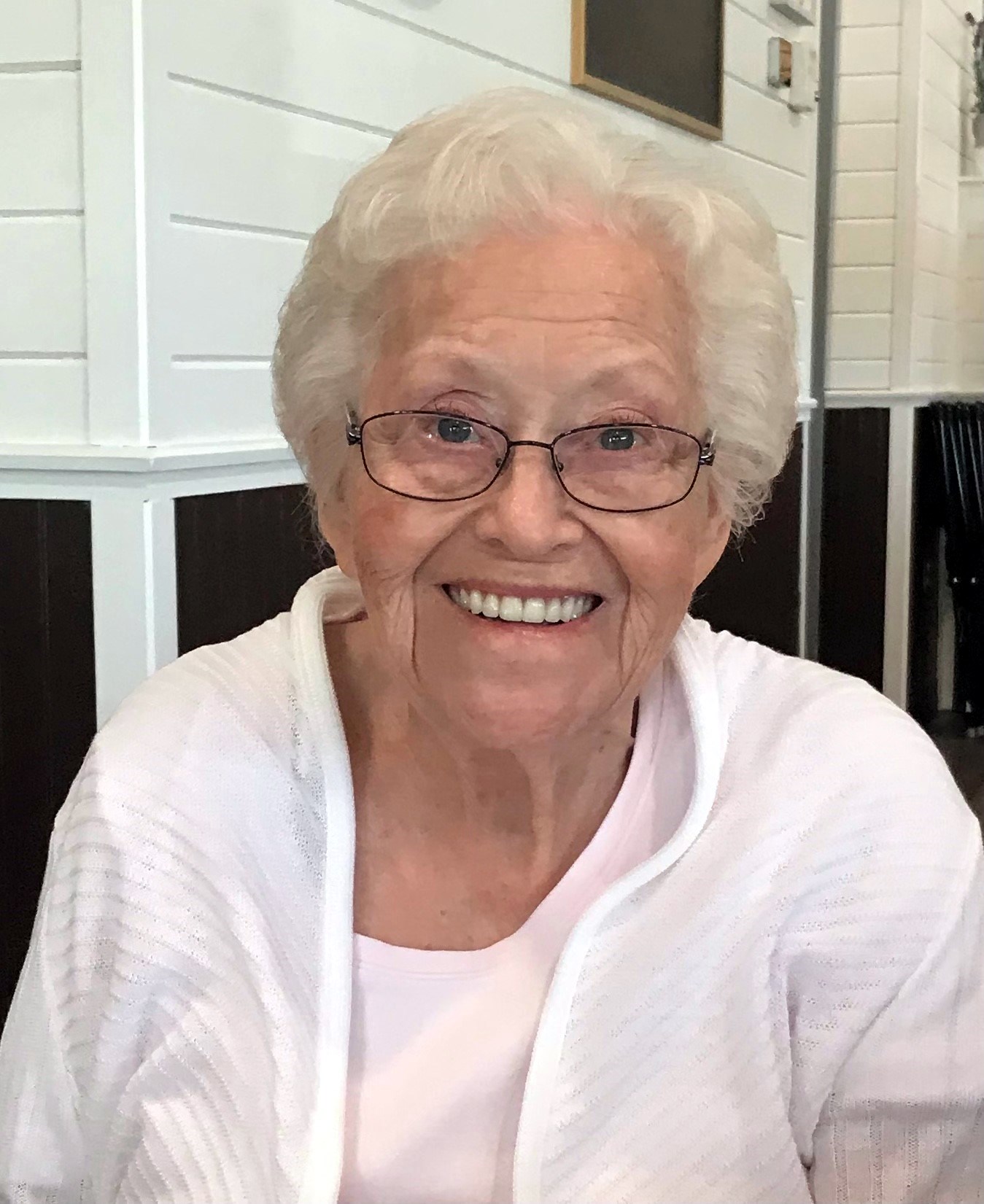 Share Obituary for Gwendolyn Austin Keego Harbor, MI