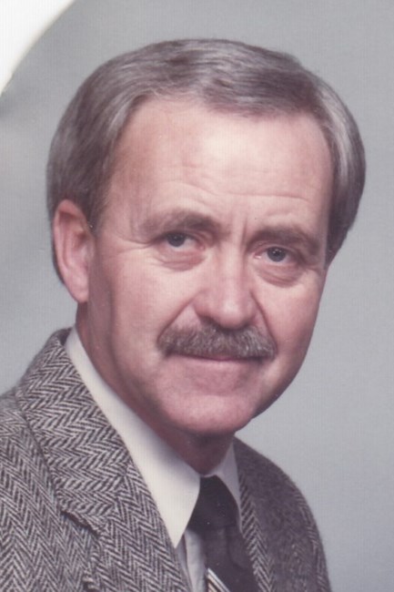 Obituary of Roland Neal Smith