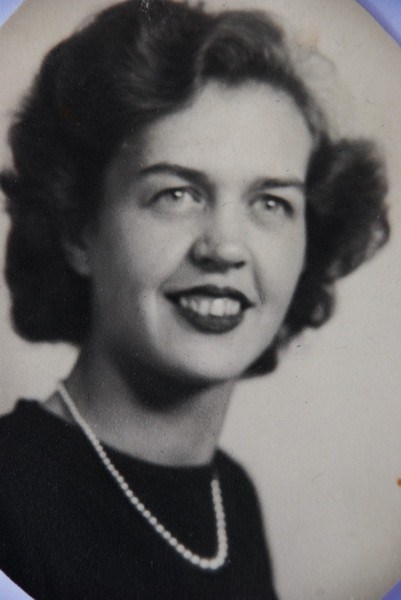 Obituario de Doris Louise Hilder