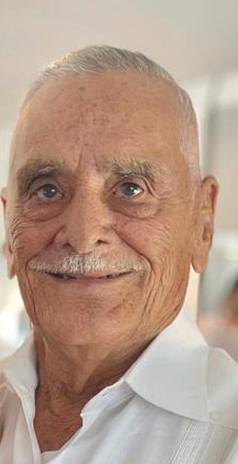 Obituary of Carlos Adolfo Fernandez