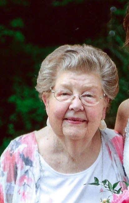 Obituary of Bonnie McCain Rhodes
