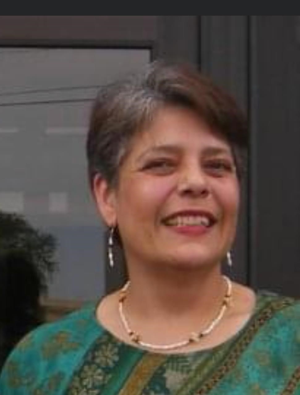 Obituary of Toni Van Decar