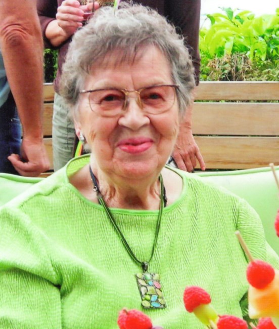 Obituary of Bernice Huestis Hayes