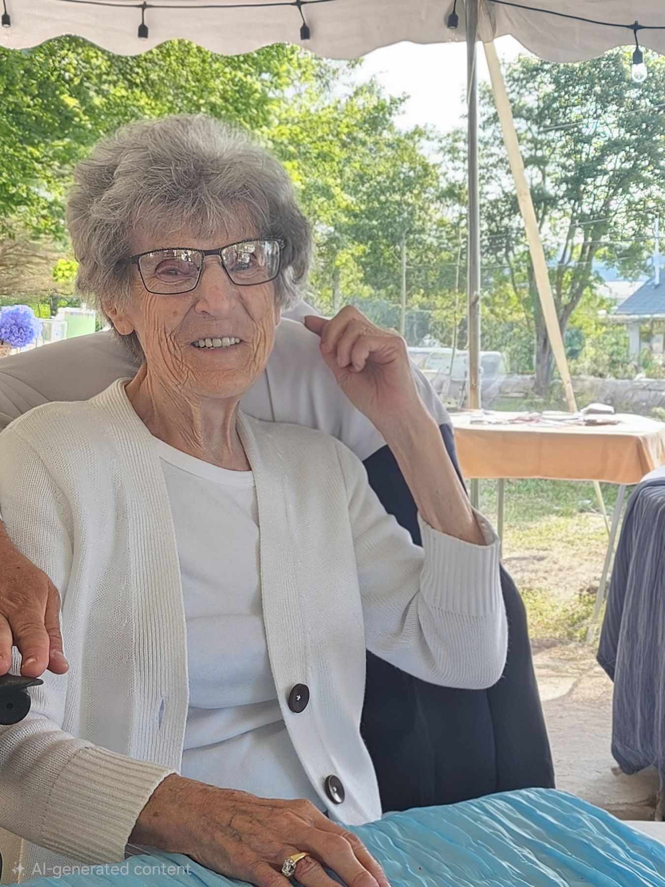 Obituary of Elizabeth Lucretia Arris