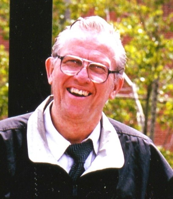 Obituary of Donald Duncan Dempsey Fisher
