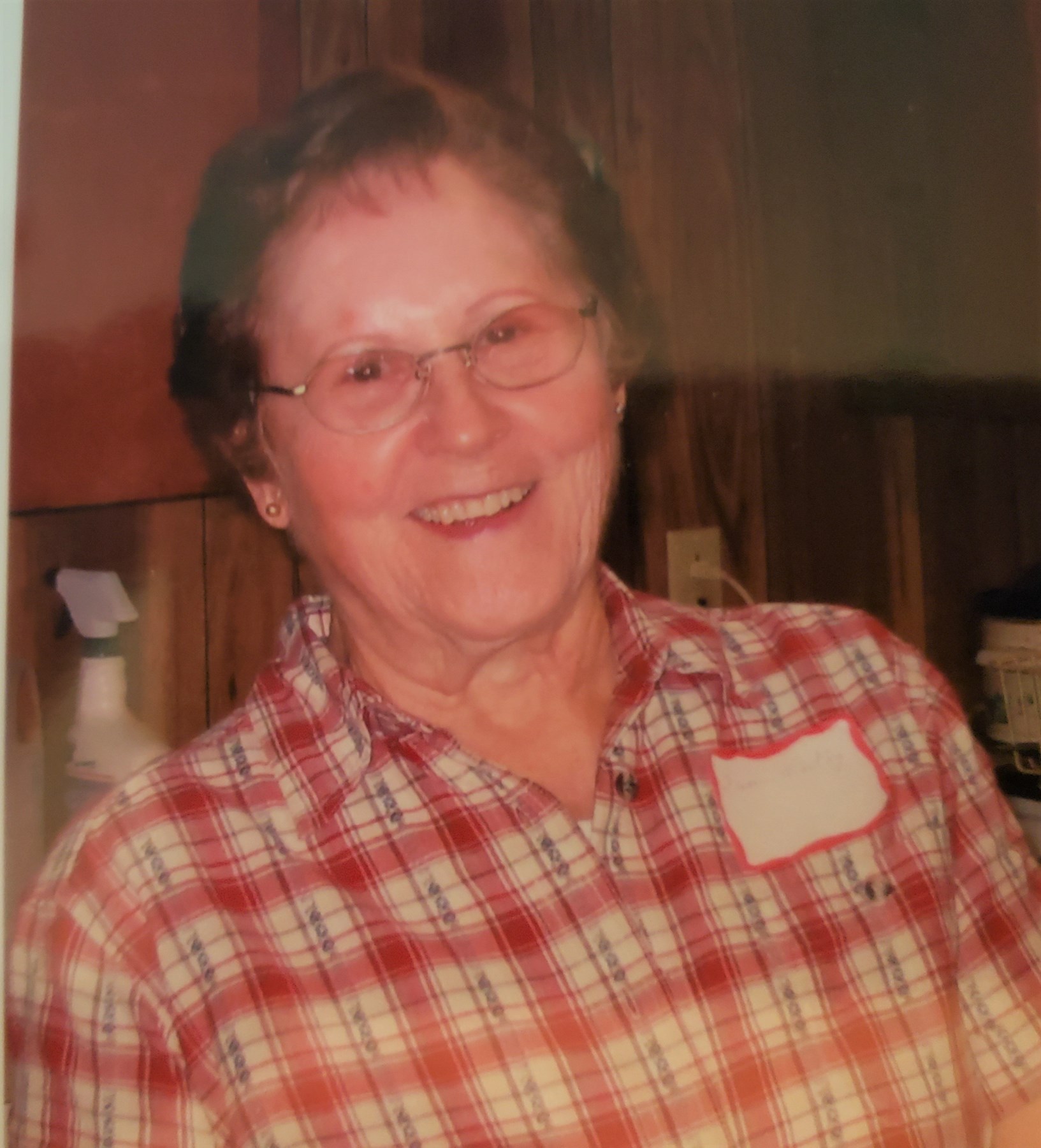 Obituary of Flossie Mabel Montag