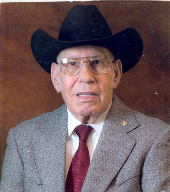 Obituary of Carlos Lucero