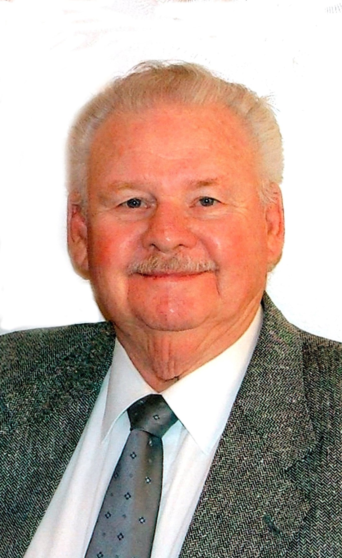 Obituary of Frank Edward Case