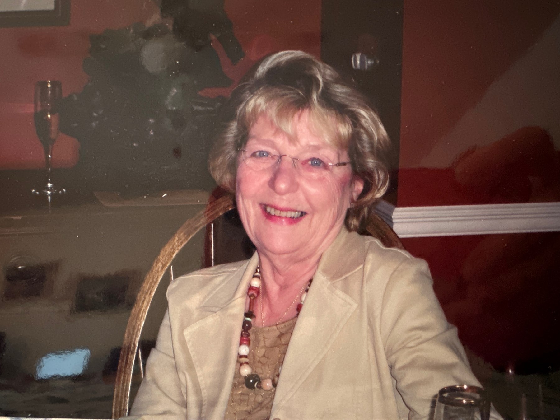Obituary of Joanne Winnie Arnsdorff