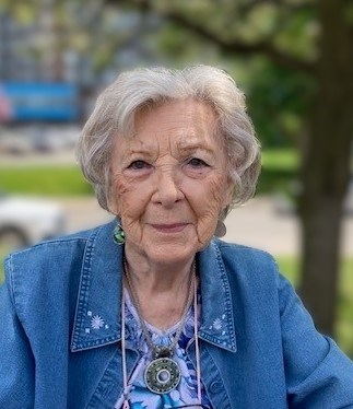 Obituary of Katharina (Leptich) Molyneux