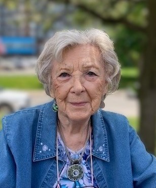 Obituary of Katharina (Leptich) Molyneux