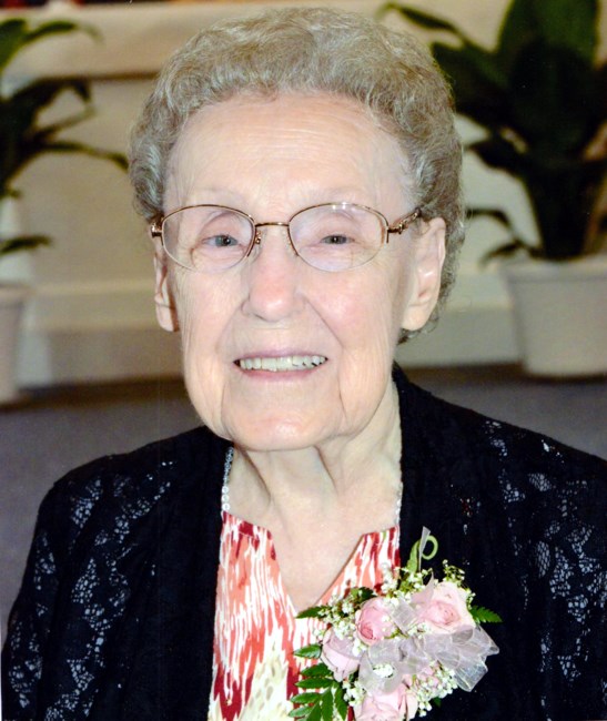 Obituario de W. Marie Henisa