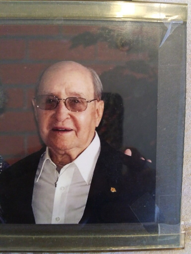 Avis de décès de Donald Rose Underwood