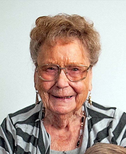 Obituary of Juanita S. Tucker