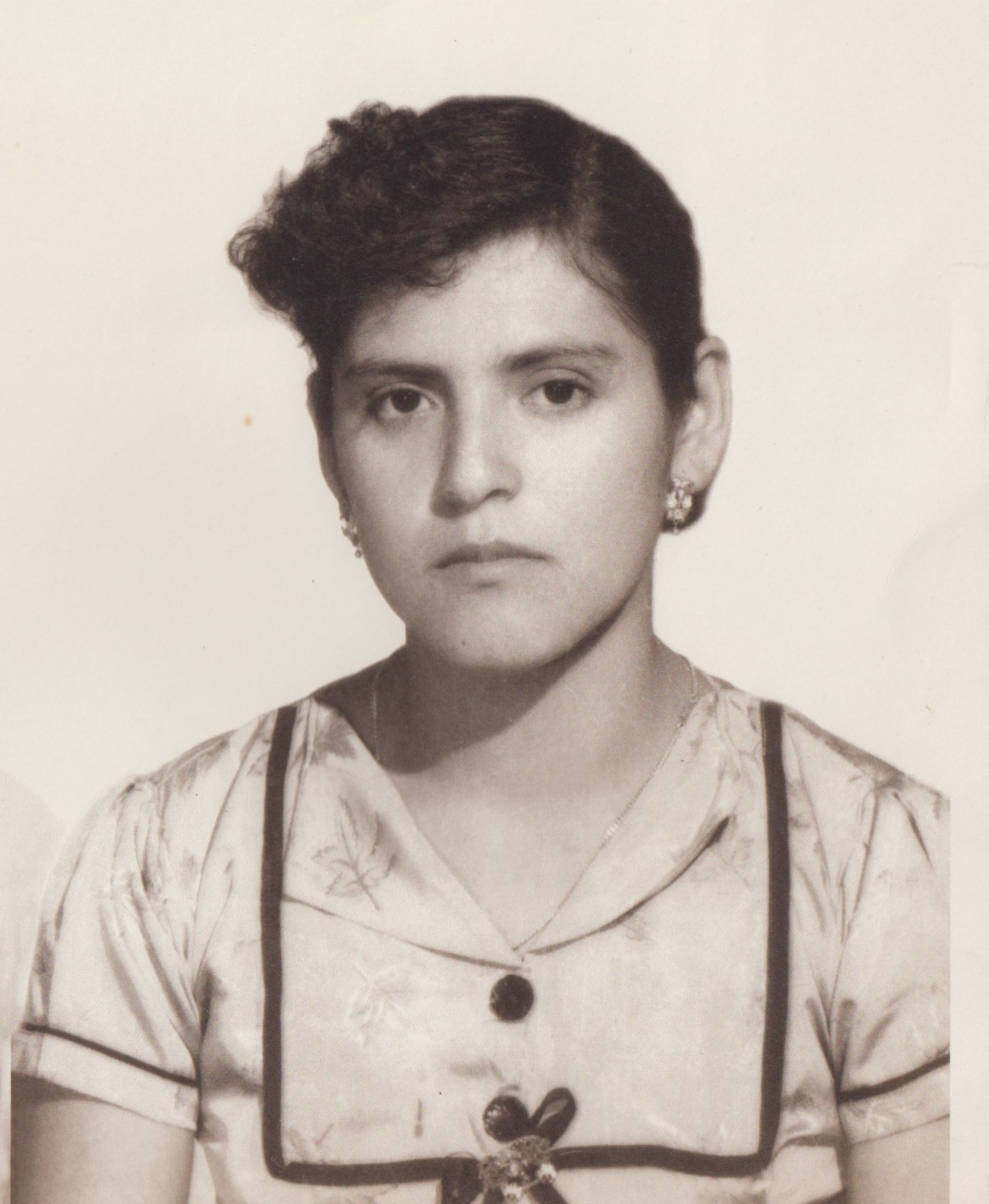 Obituary of Maria Luz Hernandez De Marmolejo