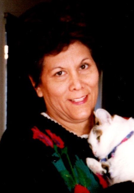 Obituary of Gloria "Lupita" Velasquez