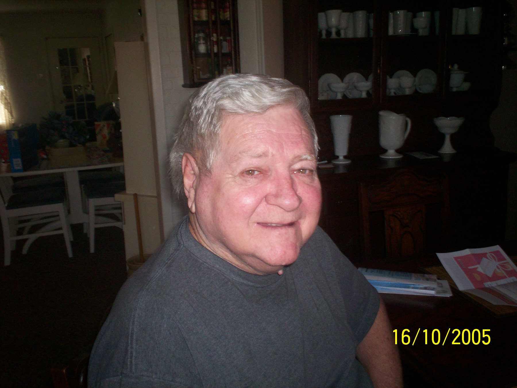 Obituario de Robert Kenneth Hatley