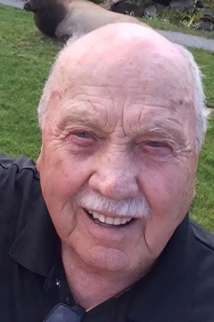 Obituary of Charles "Chuck" Reid Baumert