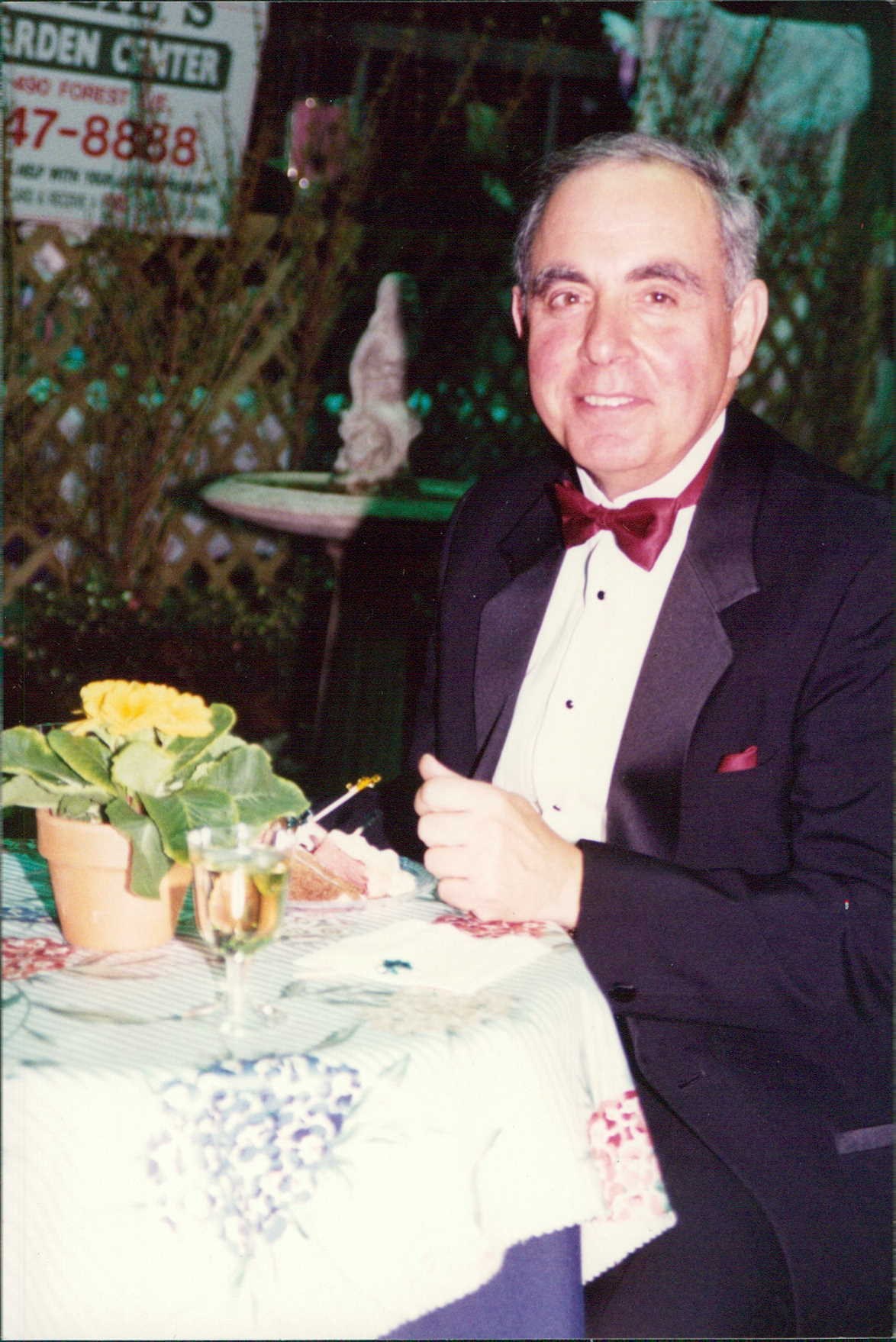 Obituario de Frank J DeJulio