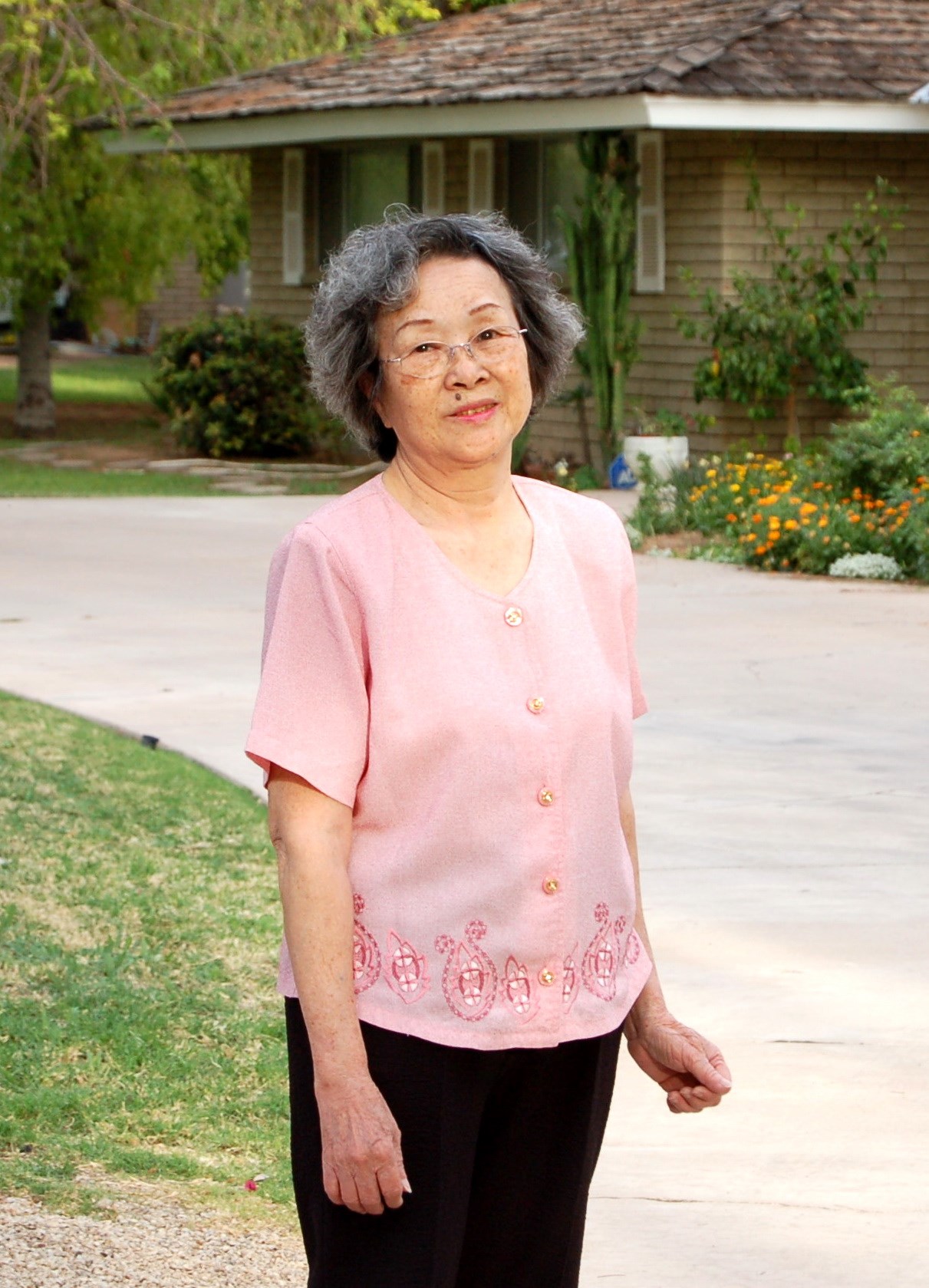 Obituary of Showli Tsi