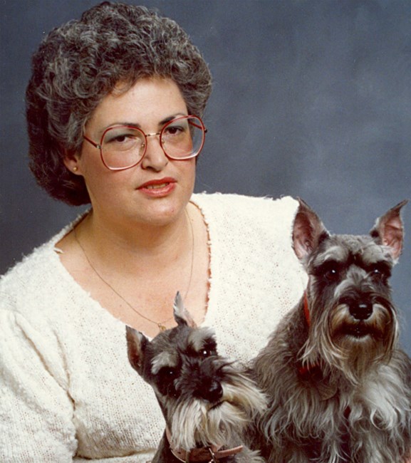 Obituary of Mary E Thompson