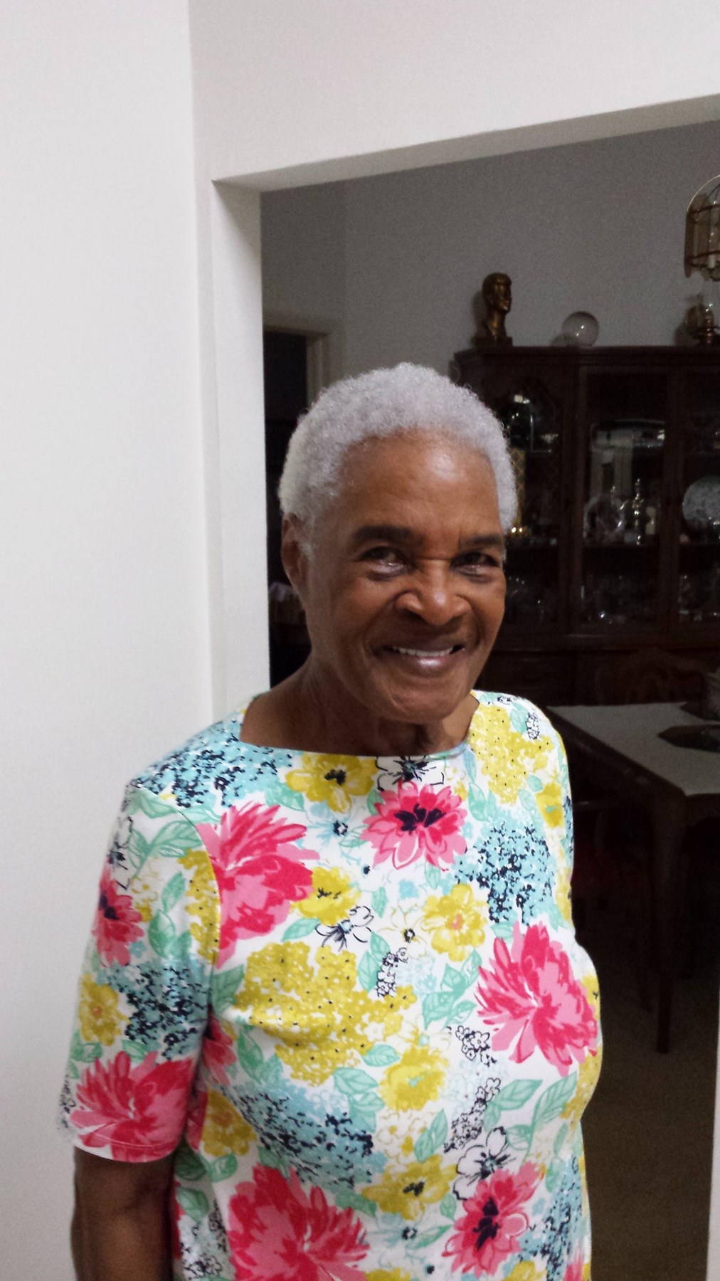 Obituary of Mavis M. Miller