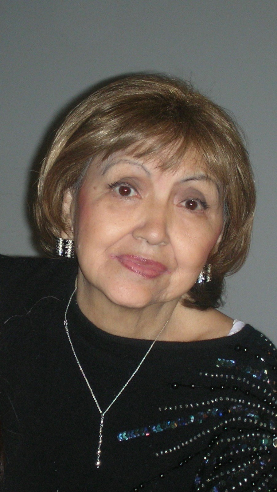 Obituary of Mitsuko Van Hooser