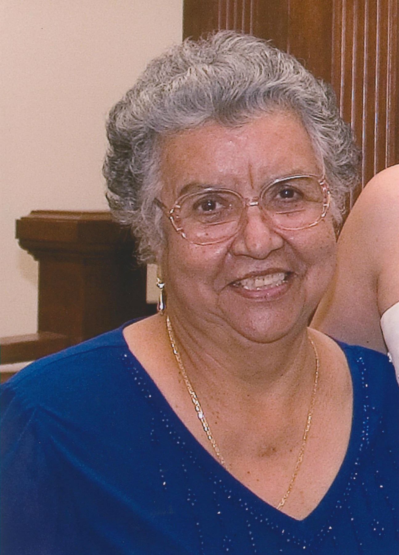 Obituary of Velia Perez