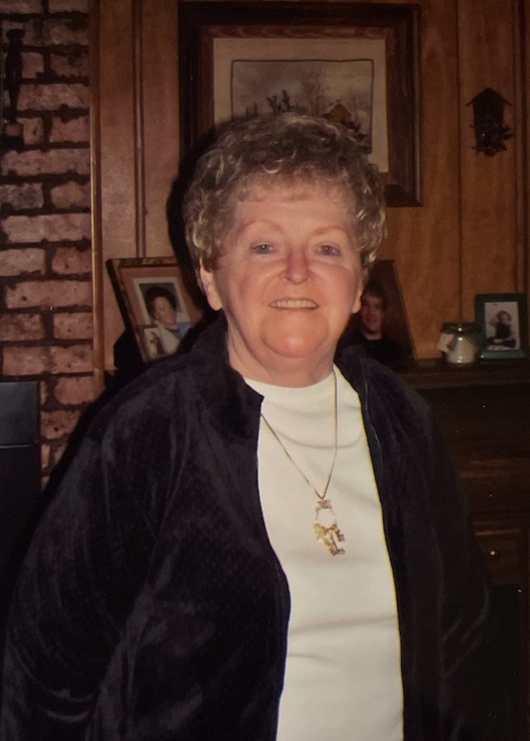 Obituary of Carolyn Lee Douglas
