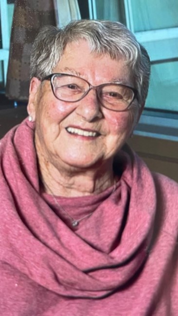 Obituary of Theresa (McKinnon) Slaney