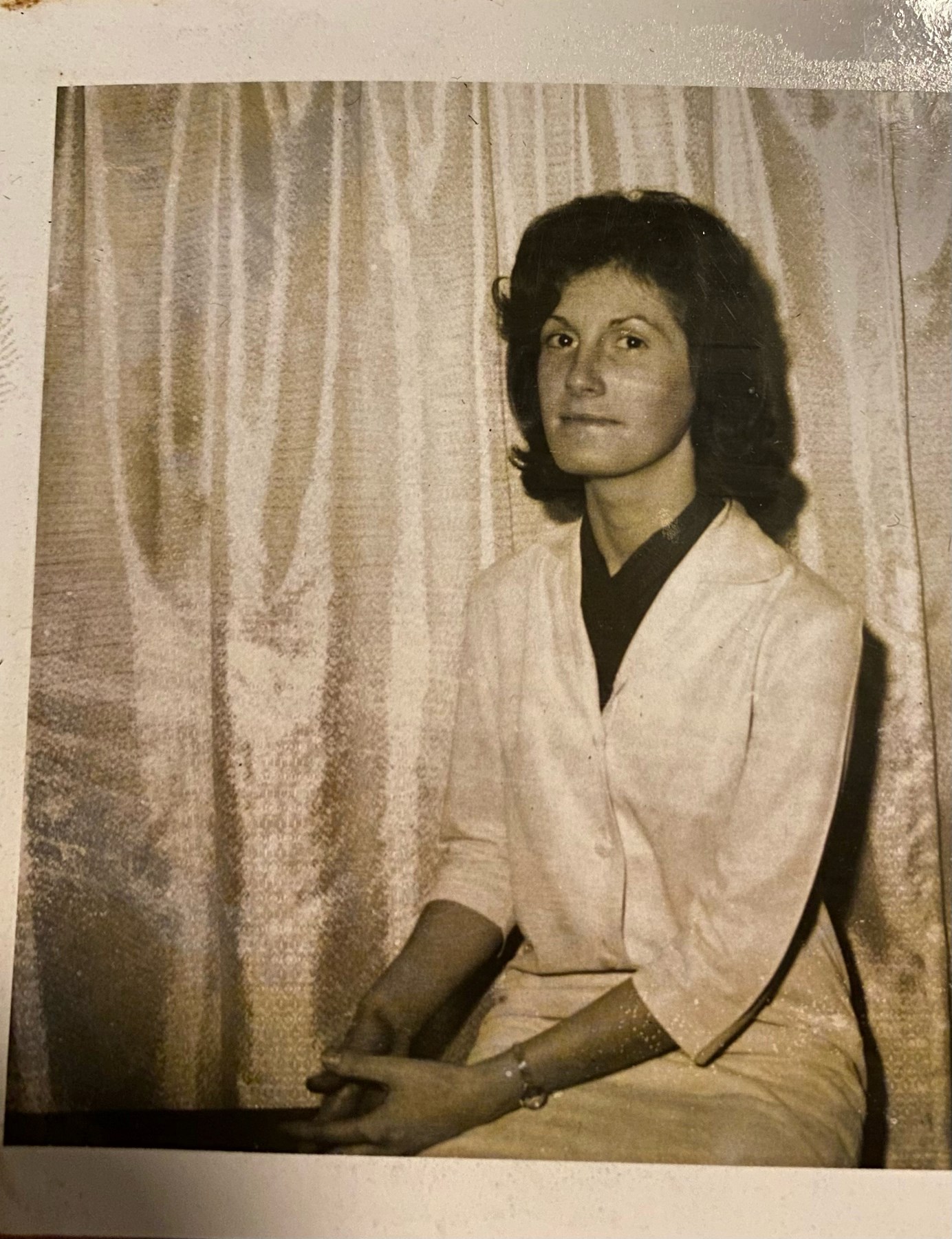 Obituary of Mary Burnett Wells