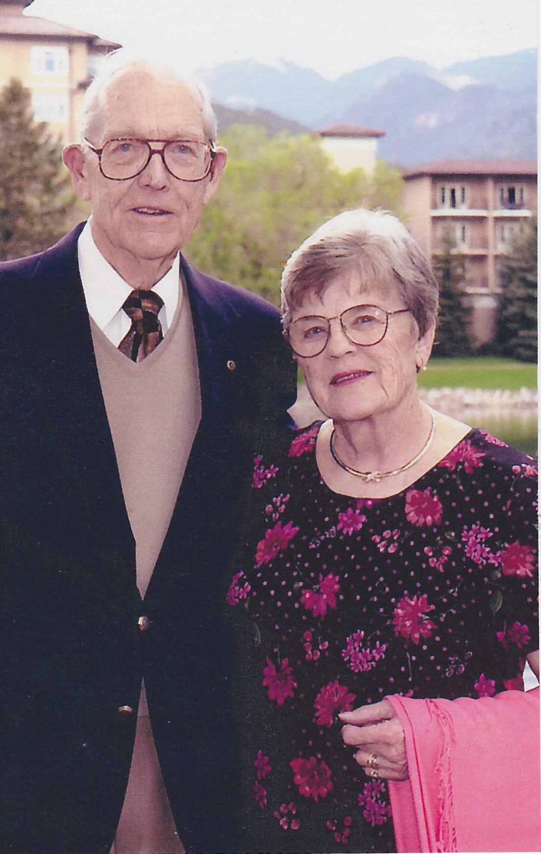 Obituary of Sue P. Waring