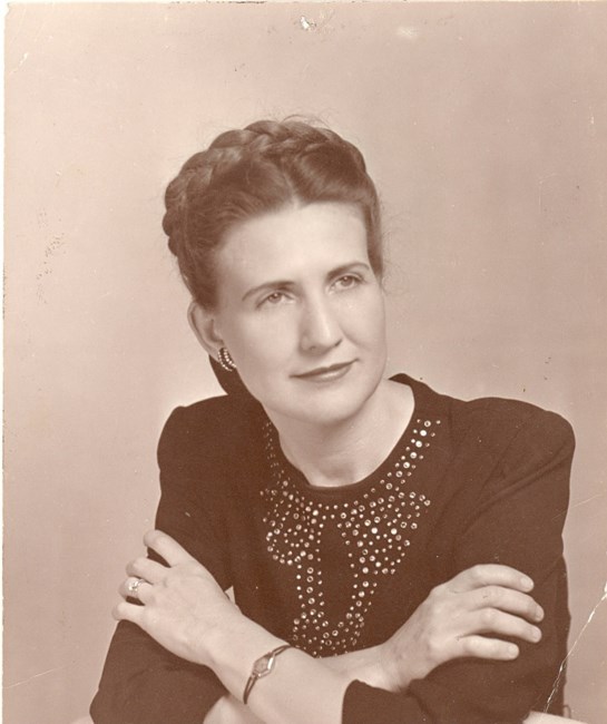 Obituary of Pauline Frances Lowe